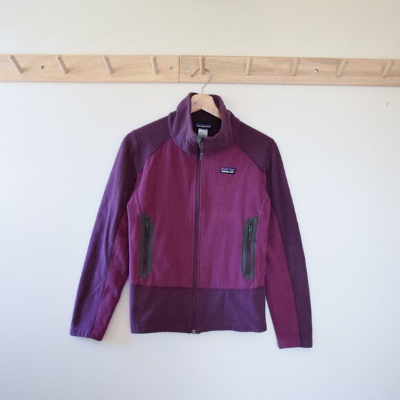 Patagonia fleece zip up sweater - Picture 1 of 4